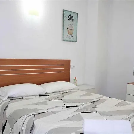 1e 2 Appartement *