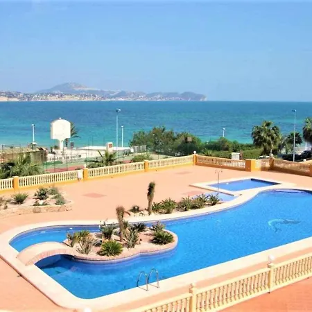 1e 2 Apartment *