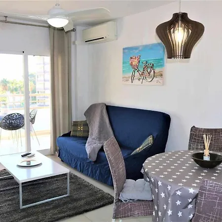 Apartment 1e 2 *