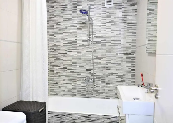 1e 2 Apartament *